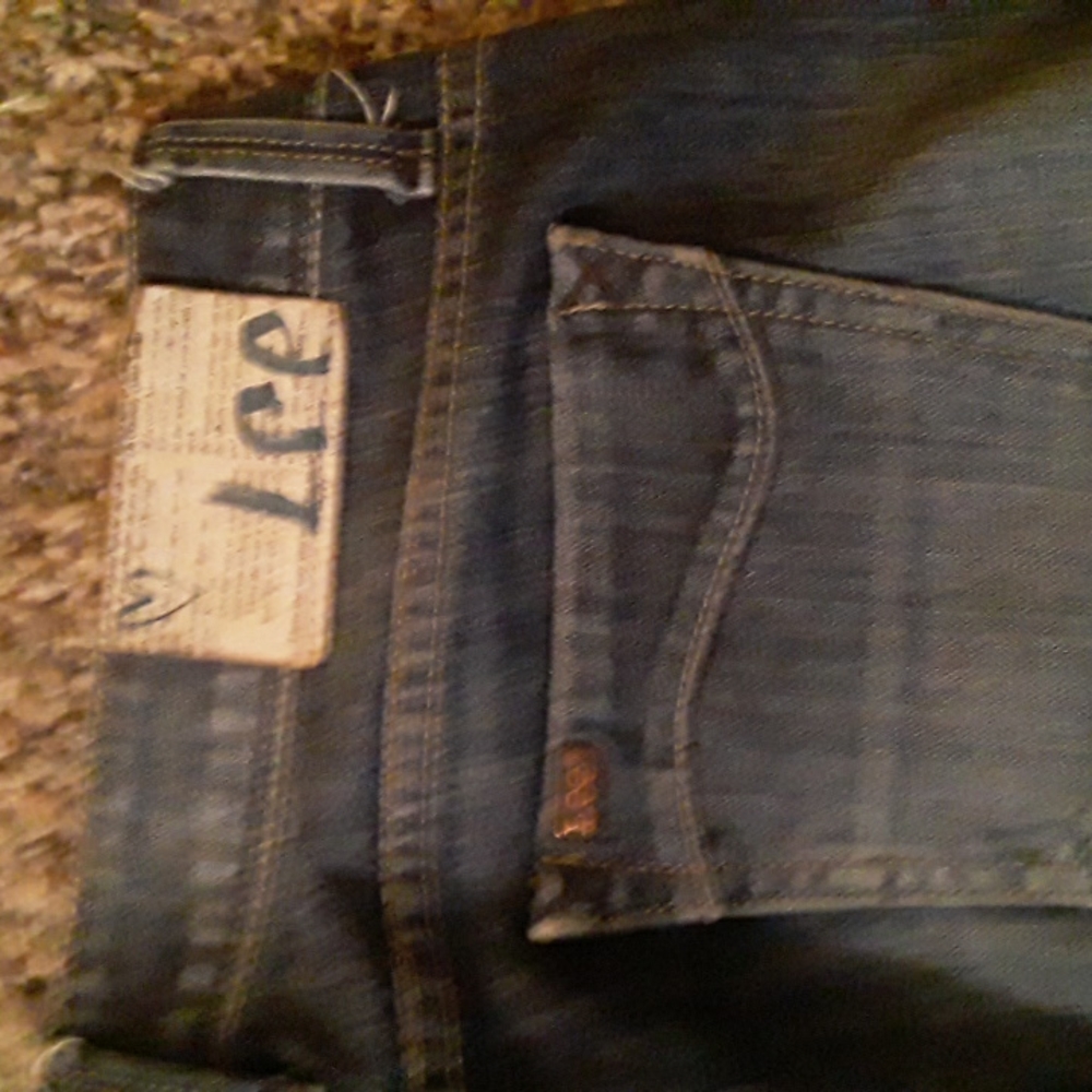 Jean's - Picture 6 of 12